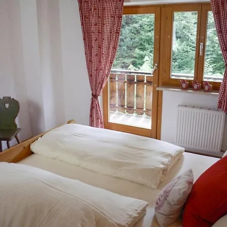 Dreimaederlhaus Am Berg * Pfronten