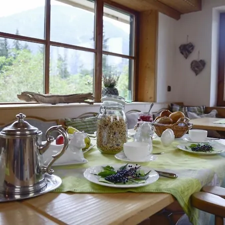 Dreimaederlhaus Am Berg Hébergement de vacances Pfronten